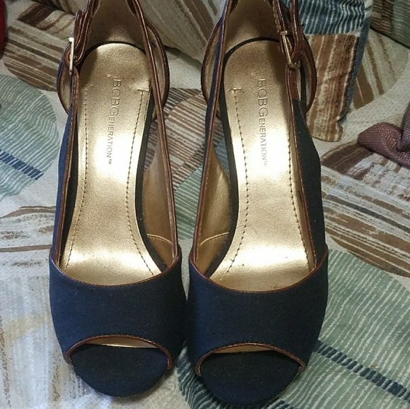 BCBGeneration wedge heels - Picture 3 of 4